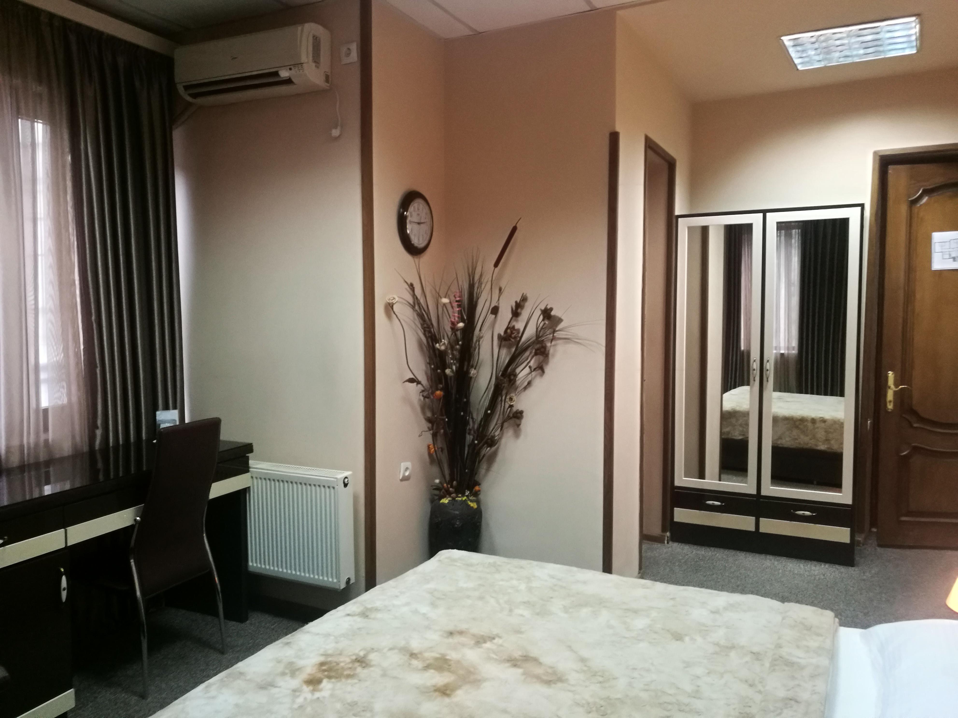 Hotel Diplomat Tbilisi Luaran gambar