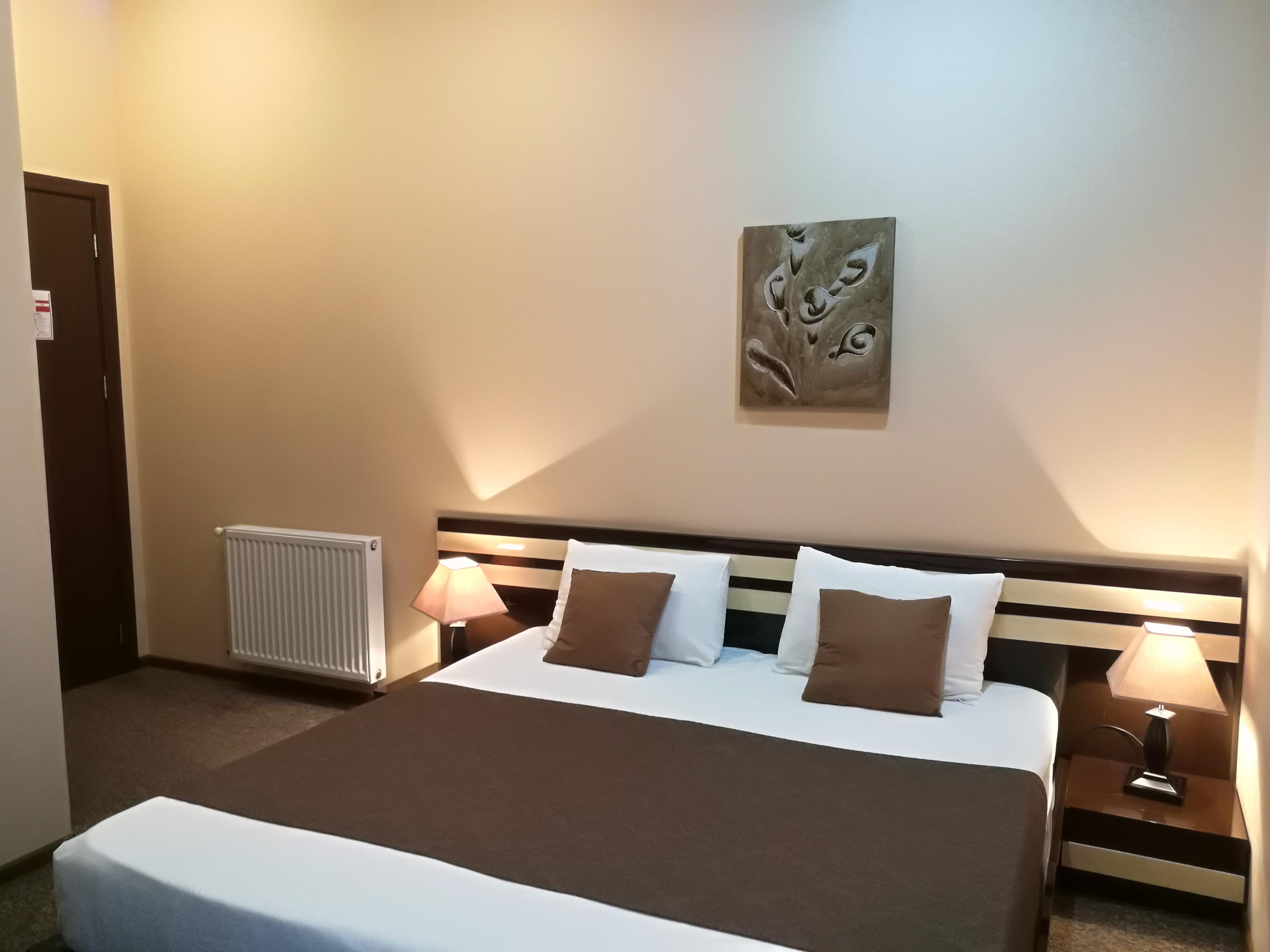Hotel Diplomat Tbilisi Luaran gambar