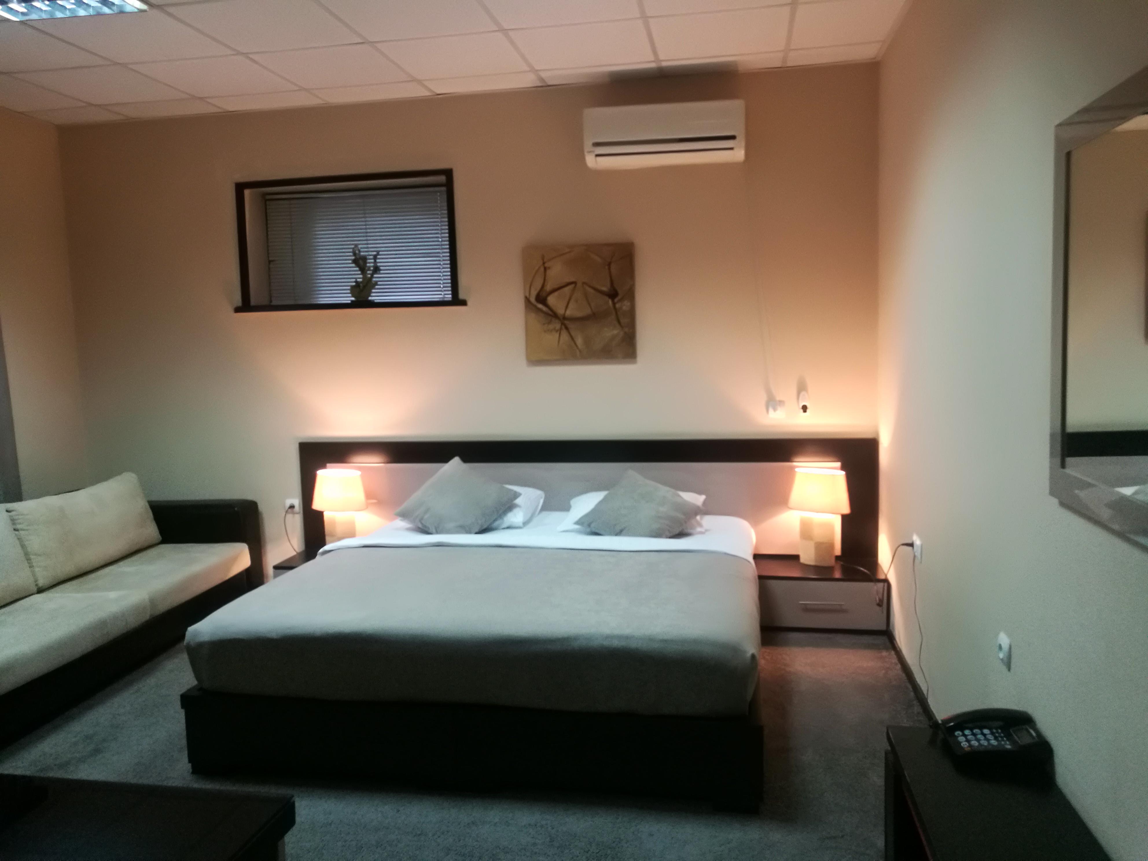Hotel Diplomat Tbilisi Luaran gambar