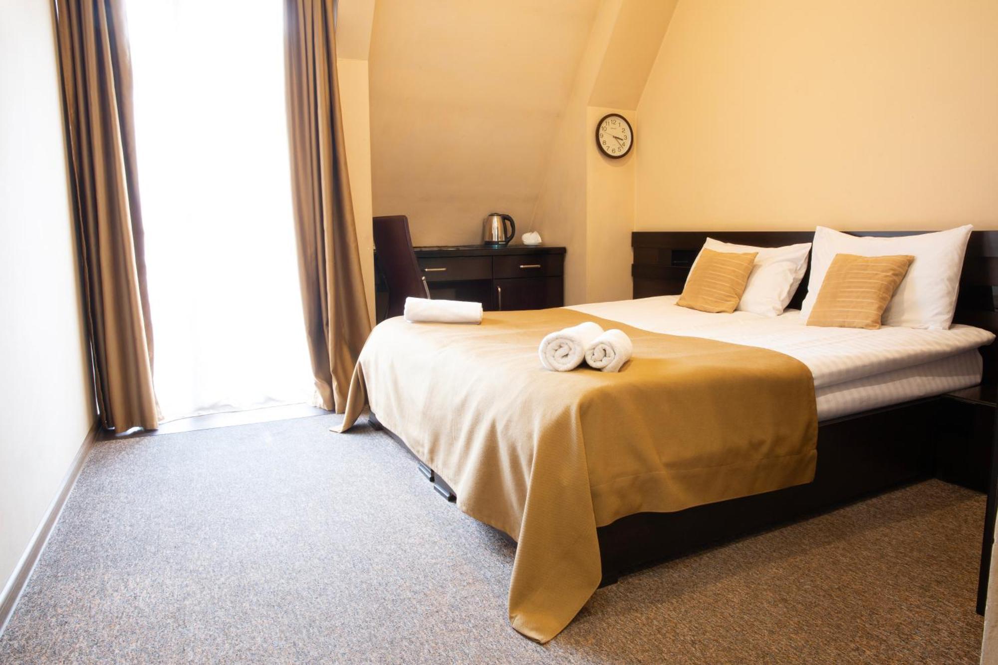 Hotel Diplomat Tbilisi Luaran gambar
