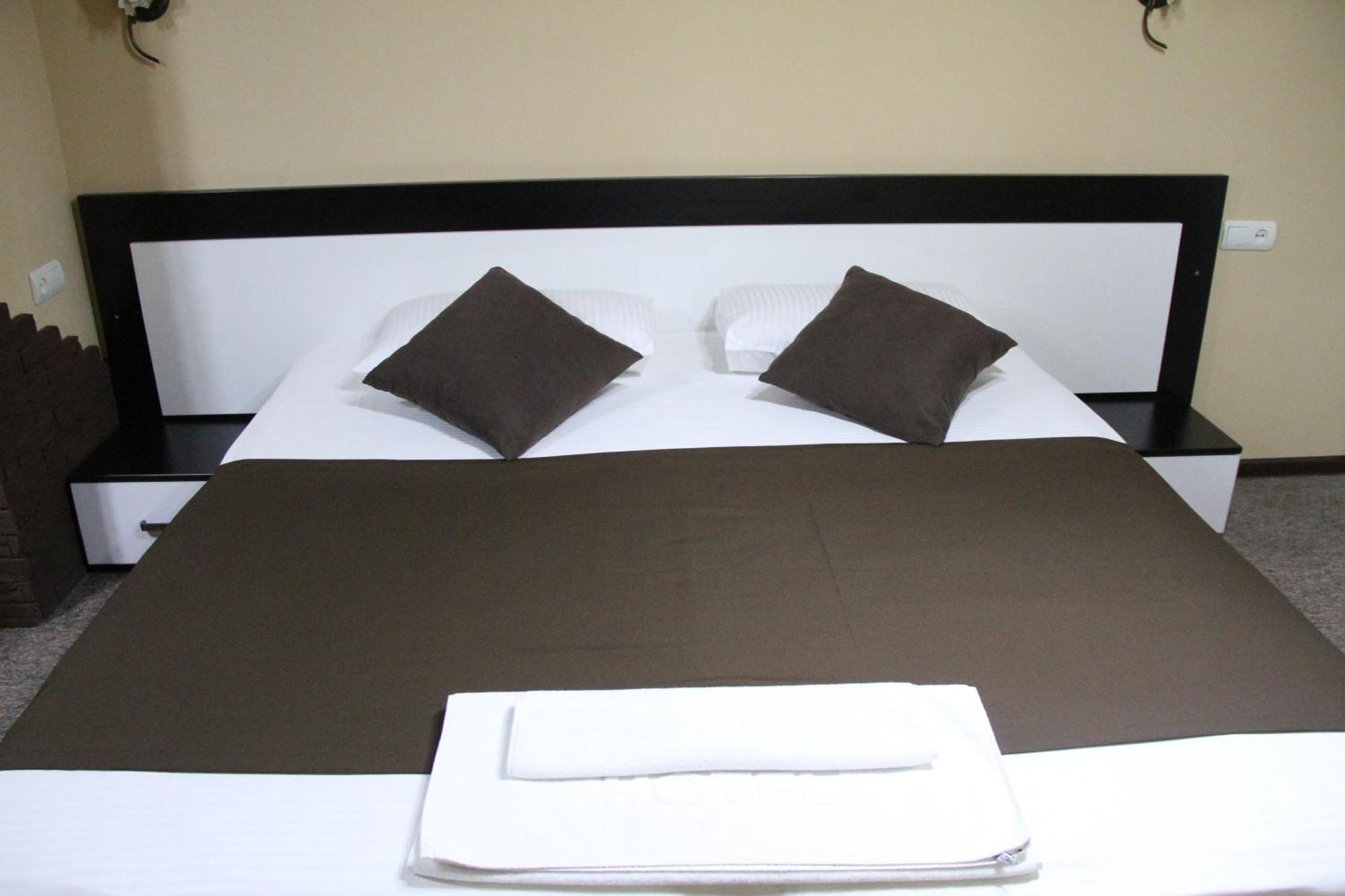 Hotel Diplomat Tbilisi Bilik gambar