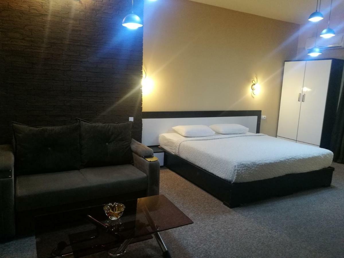 Hotel Diplomat Tbilisi Luaran gambar
