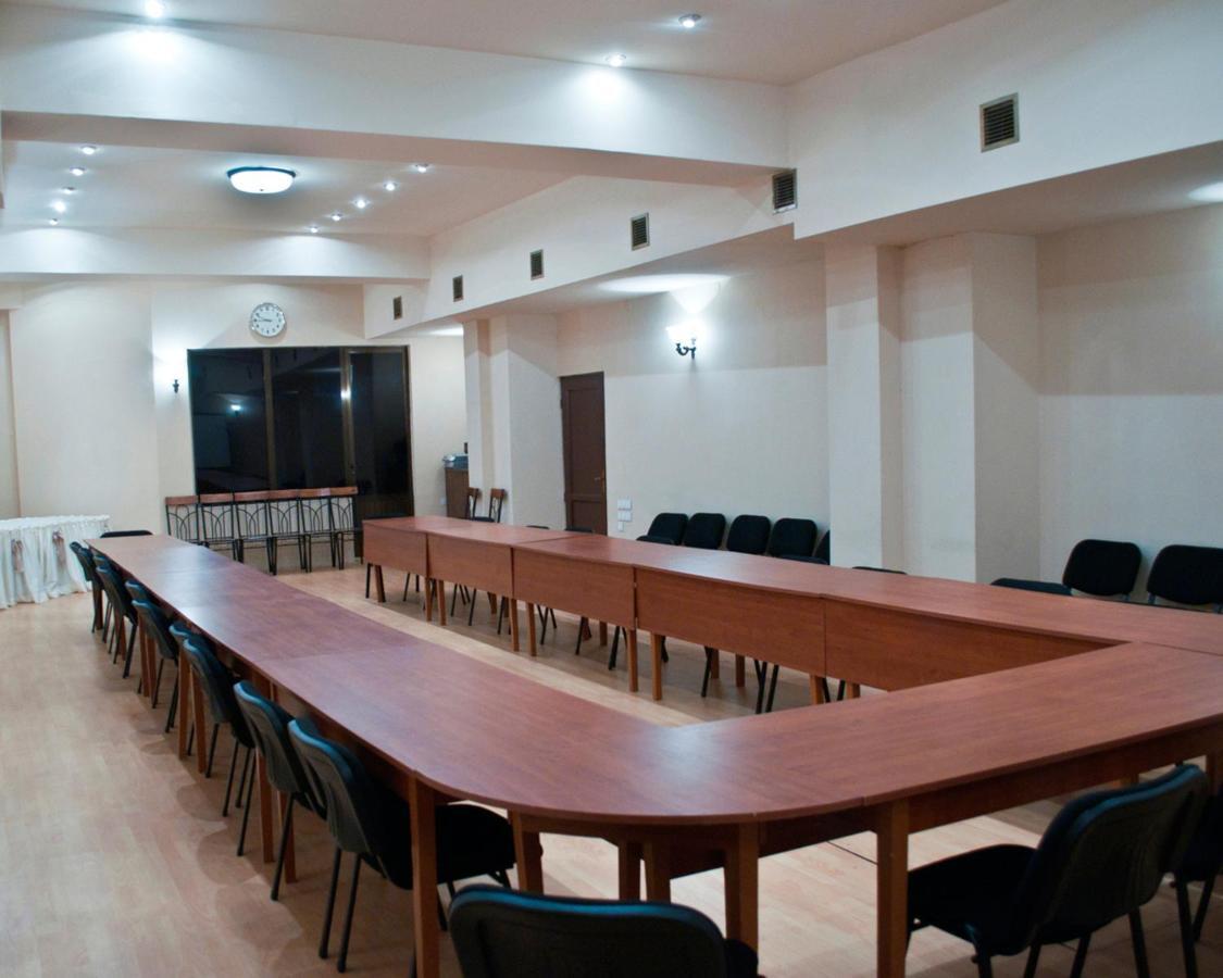 Hotel Diplomat Tbilisi Luaran gambar